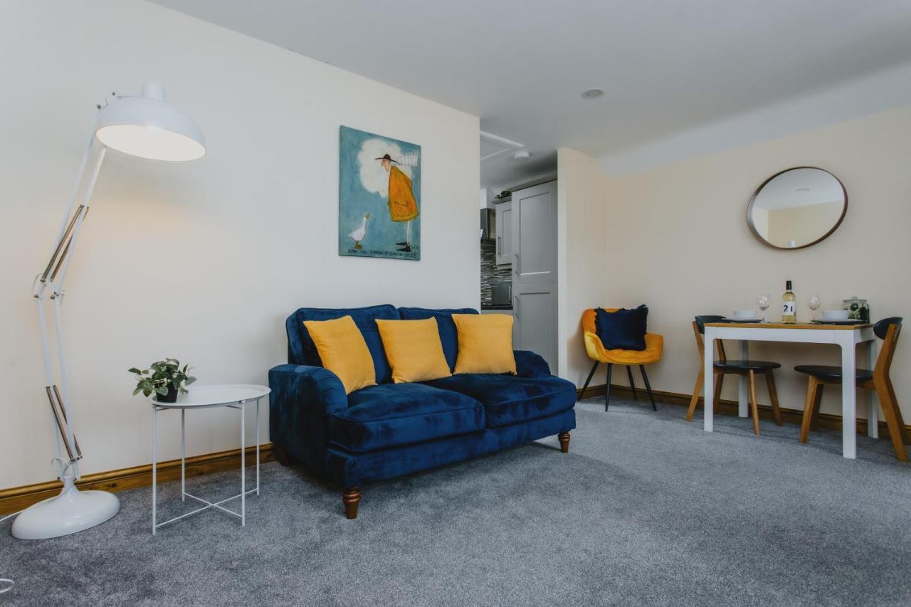 Spacious 2Nd Floor Apartment - King Size Bed & Free Parking Nottingham Zewnętrze zdjęcie